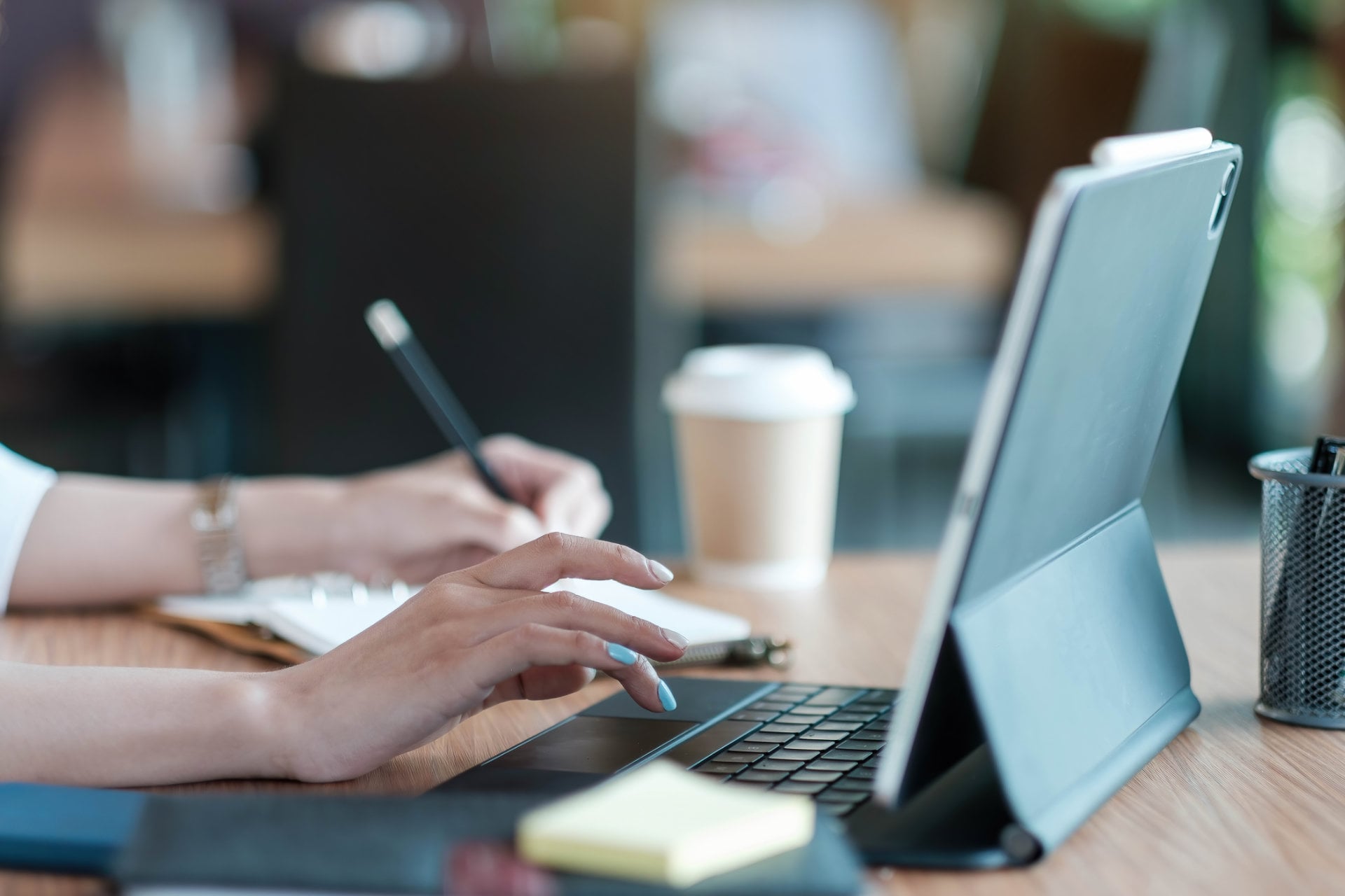  Public Sector Administrative Professionals 